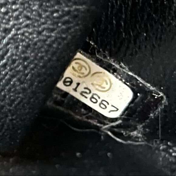 Chanel Large Quilted Shopper Tote Handbag Light Gray - Picture 8 of 12